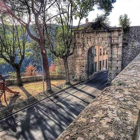 Fresco E Colorato Appartamentino In Narni Scalo Buitenkant foto