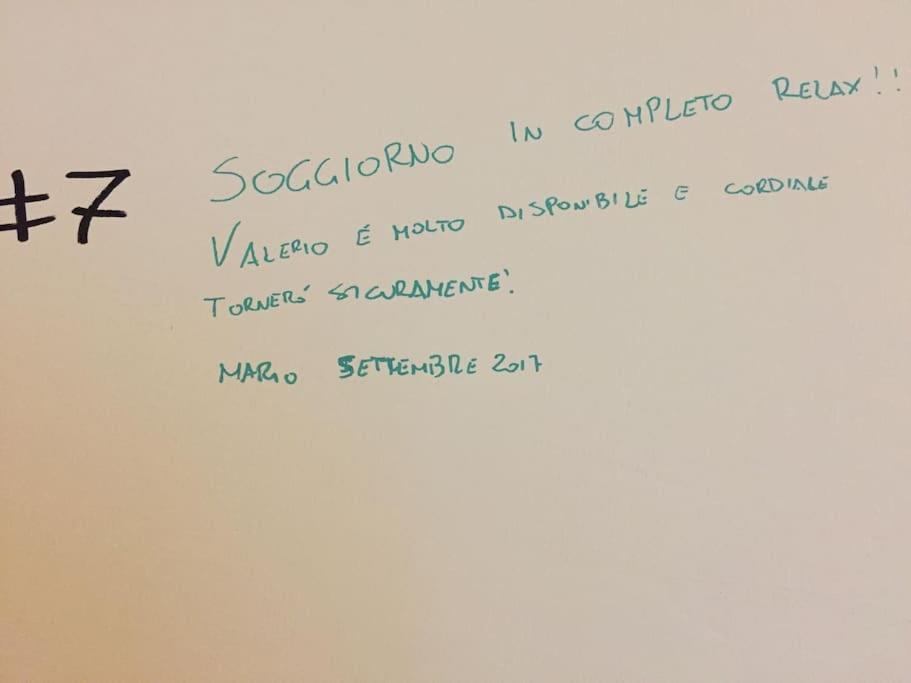 Fresco E Colorato Appartamentino In Narni Scalo Buitenkant foto